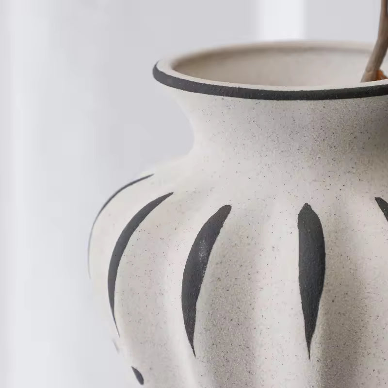 Multi-Leaf Pattern Vase A